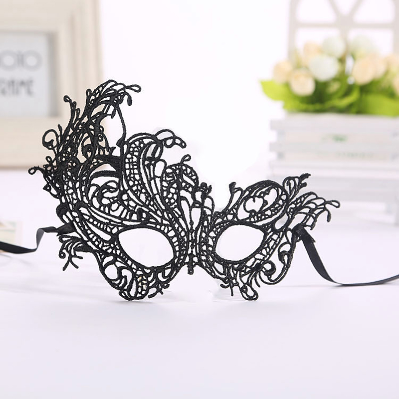 黒いベールケープと黒いマスクの2点セット 魔女 ヴァンパイア - Black Face Mask Pack のレビューと価格