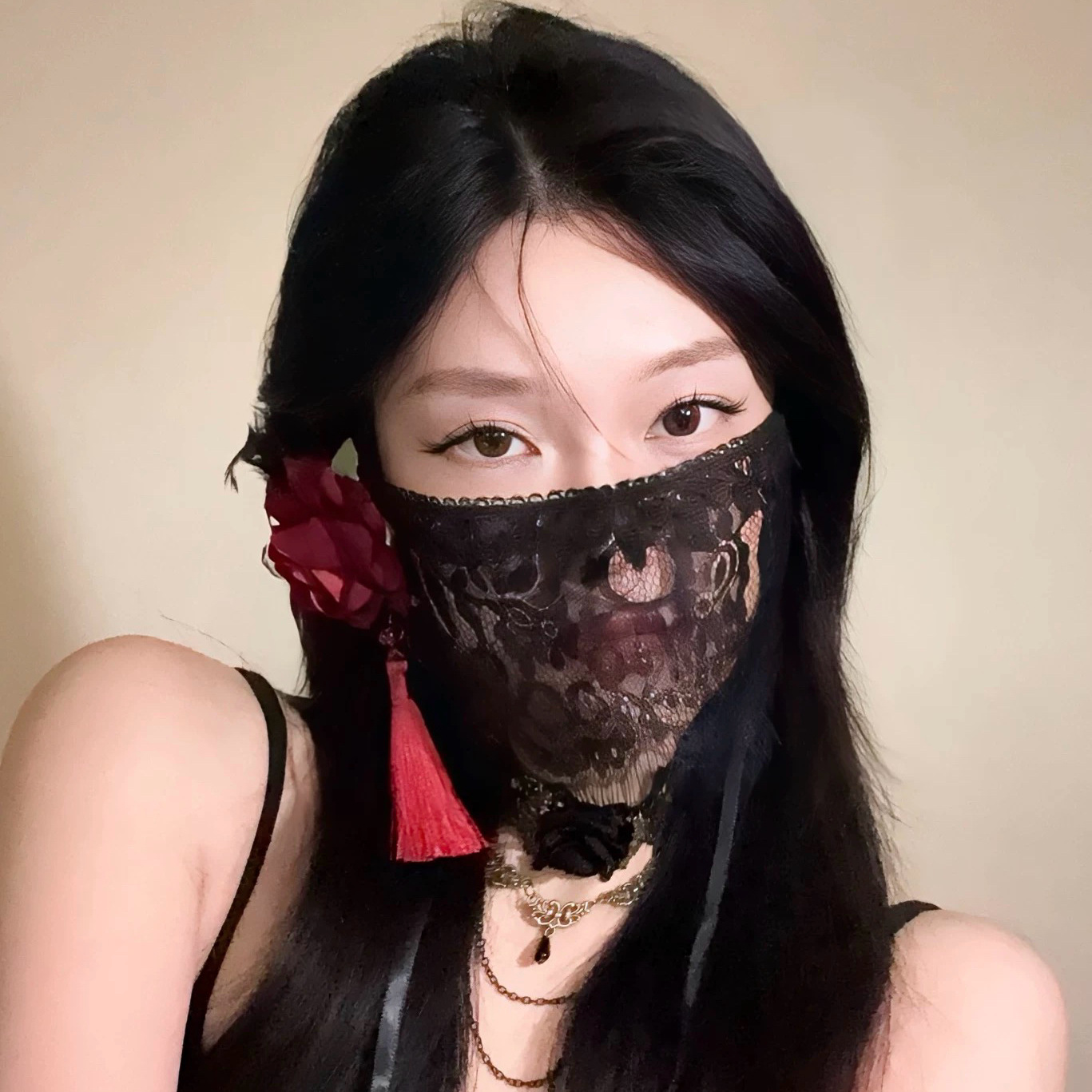 2026年新作 ブラックフラワー ハーフフェイス レースマス - Respirator Half Face のレビューと価格